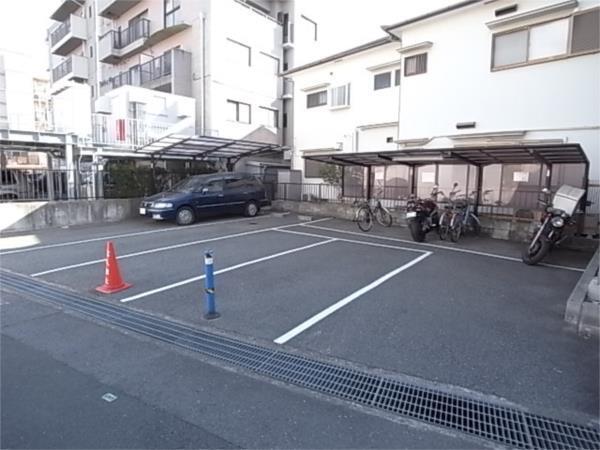 ウィステリア青木 エントランス