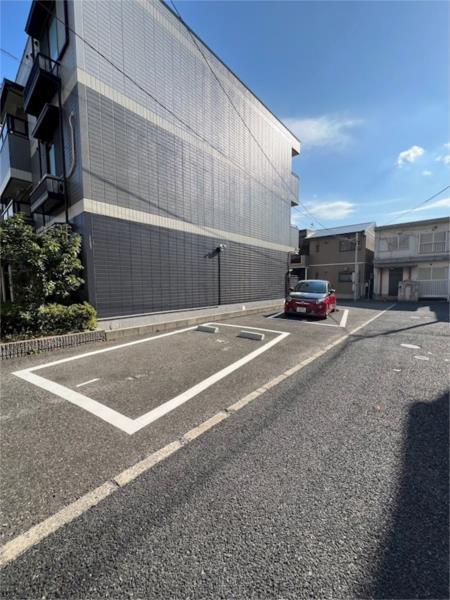 セルビシオ本山 駐車場