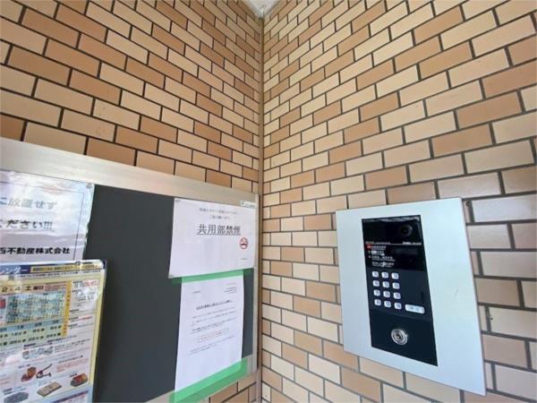 ジュネス神屋町 エントランス