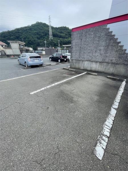 錦アトリオ 駐車場