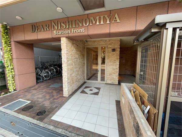 ディア西宮ステーションフロント エントランス