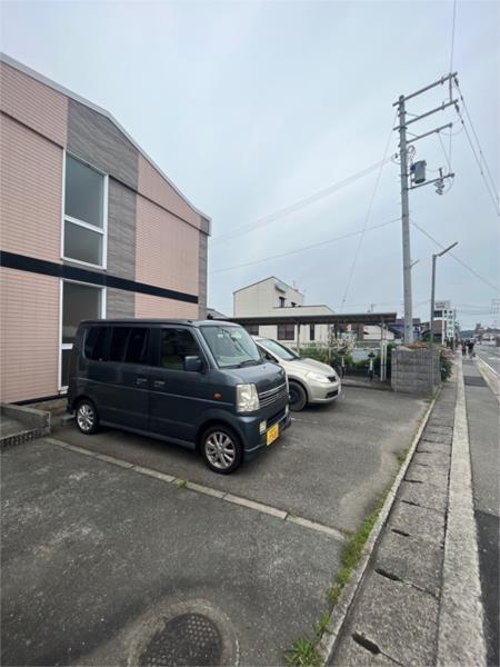 フォレスト光 駐車場