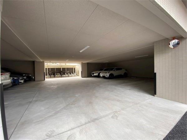 キャッスルコート龍野町II 駐車場