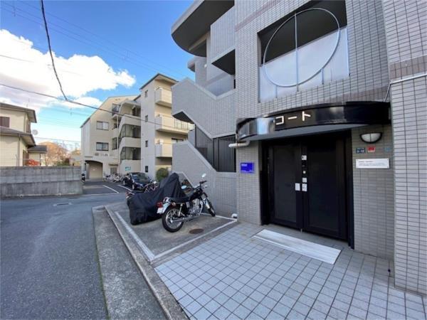イズミコート エントランス
