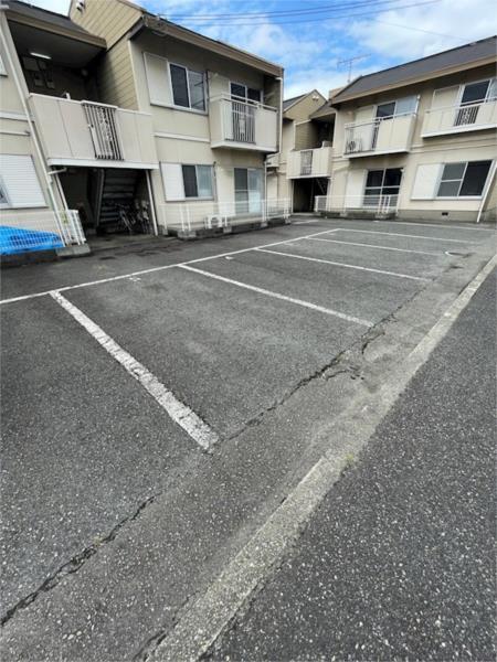 ハイツとき 駐車場