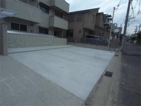 六甲コルン 駐車場