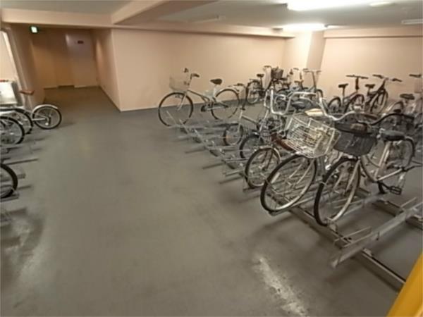 プレサンス三宮花時計前 ロビー