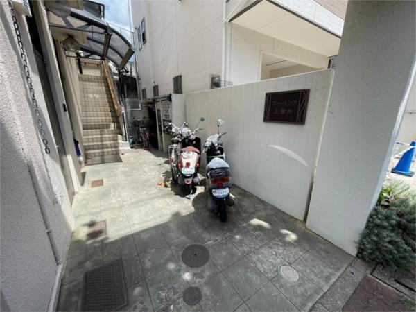 スーペリア上筒井 エントランス