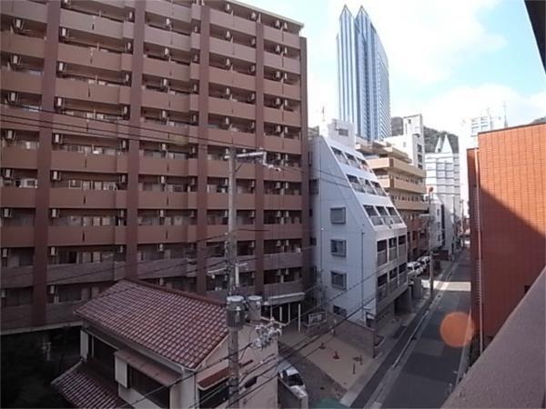 エスライズ新神戸 エントランス