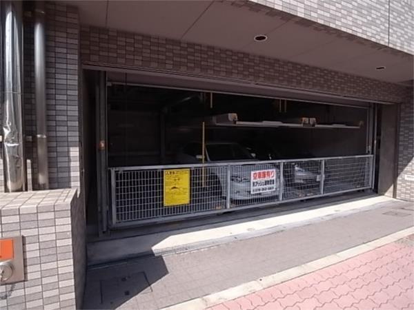 エスリード三宮第3 駐車場