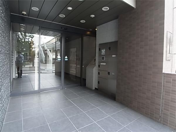 アドバンス神戸プラージュ エントランス