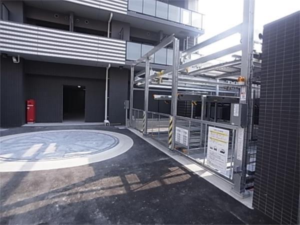 W-STYLE神戸II 駐車場