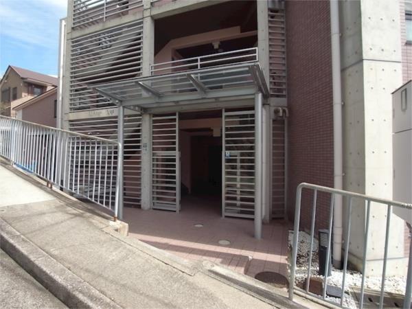 神戸市灘区箕岡通マンション エントランス