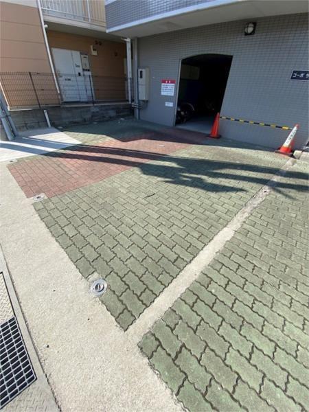 コーポサンライズ 駐車場