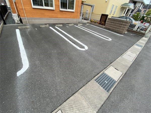 シエナ 駐車場
