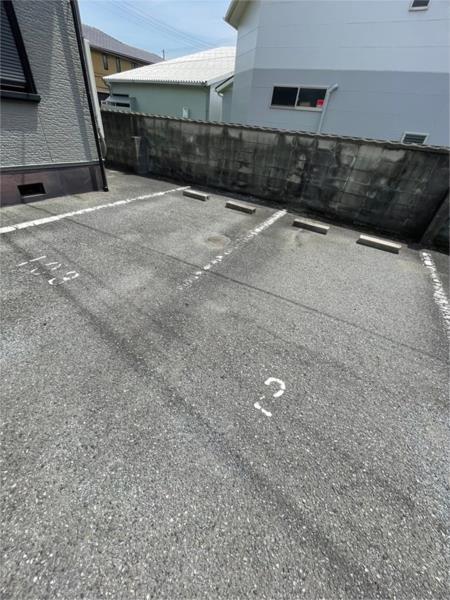 サライST 駐車場