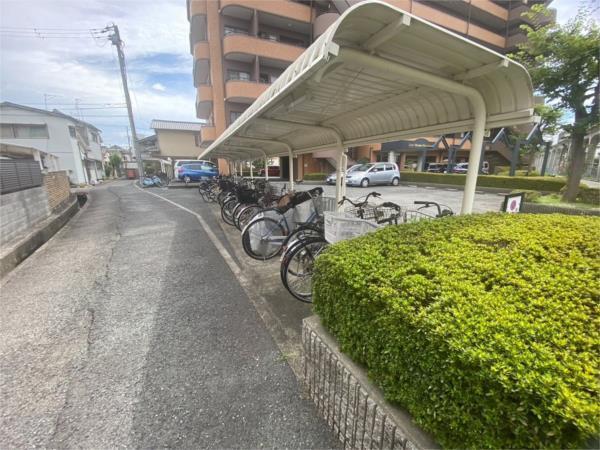 ライオンズマンション姫路野里 駐車場