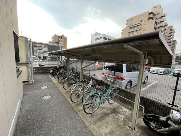 ヴァンクレールI 駐車場