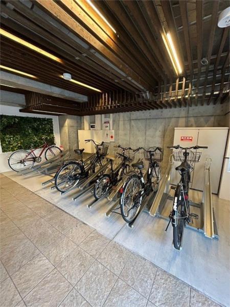 ビーフォレスト姫路EAST 駐車場