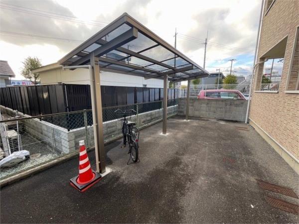アミスタ花北 駐車場