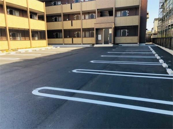 ロータス長町　A棟 駐車場