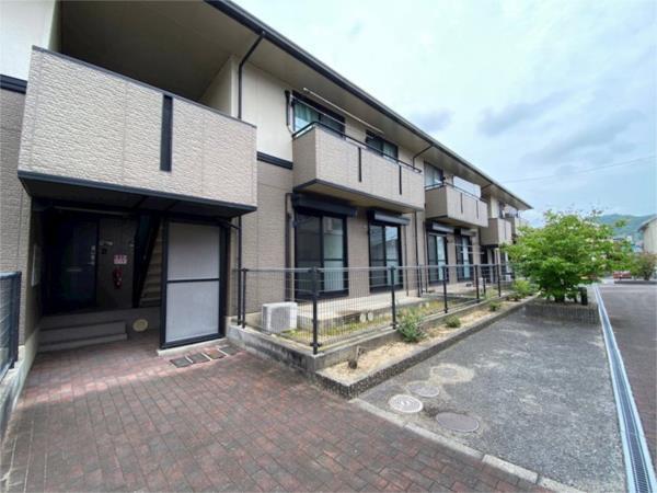 サニーハイツ田寺A棟 エントランス