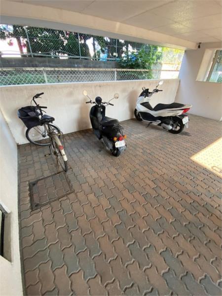 BASEI 駐車場