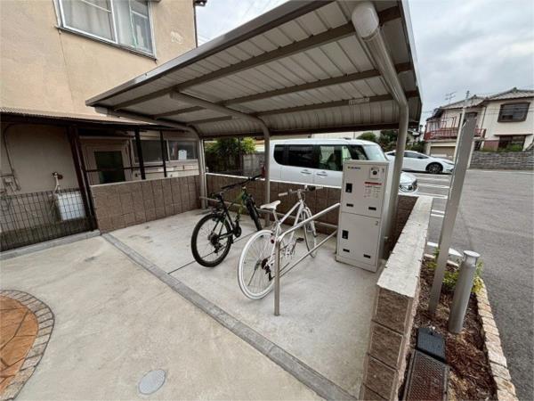 プランドール　シャトー 駐車場