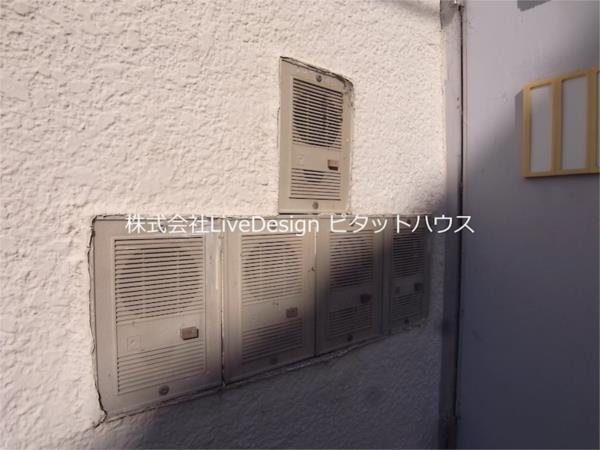 ニュー諏訪山マンション エントランス