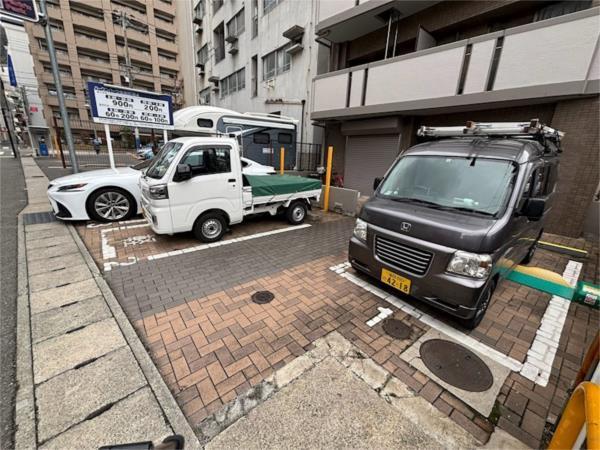 ポルト新神戸 駐車場