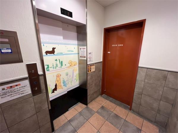 カトルセゾン 駐車場