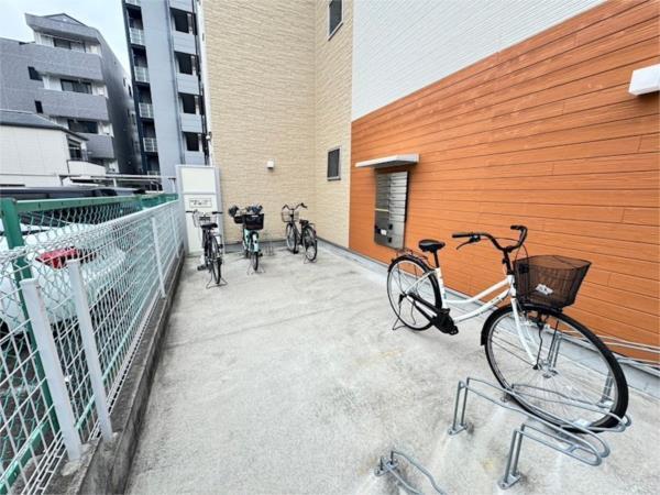 ワコーレヴィータ国香通 駐車場