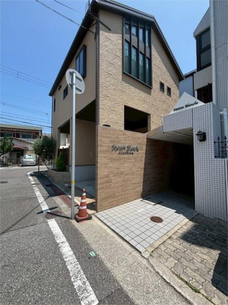 メゾンブランシェ大町 エントランス