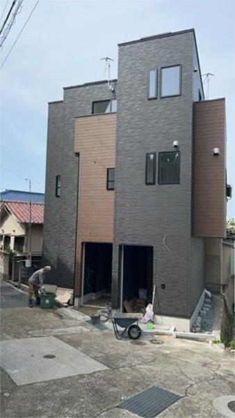 アリビア旭が丘 エントランス