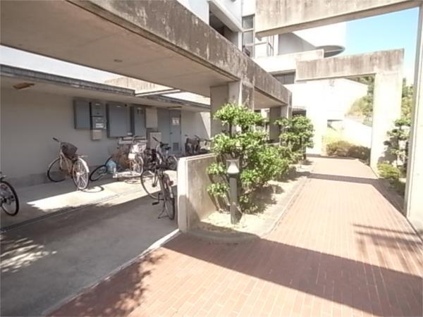 ハイムアゼーリア エントランス
