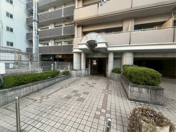 エスリード三宮 エントランス