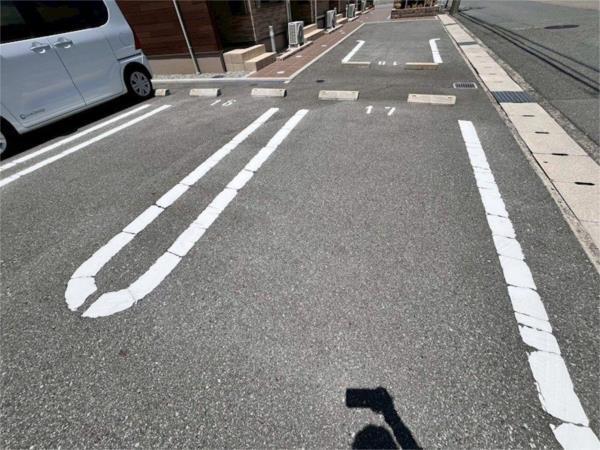 サンマリノII 駐車場