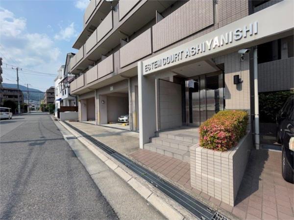 エステムコート芦屋西 エントランス