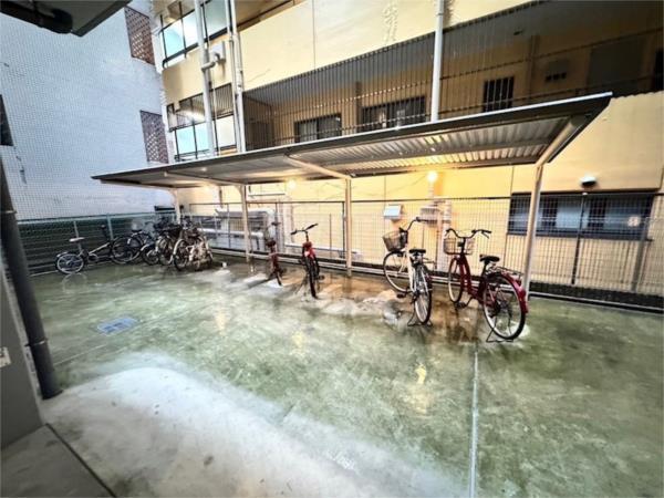ジアコスモ神戸三宮 駐車場