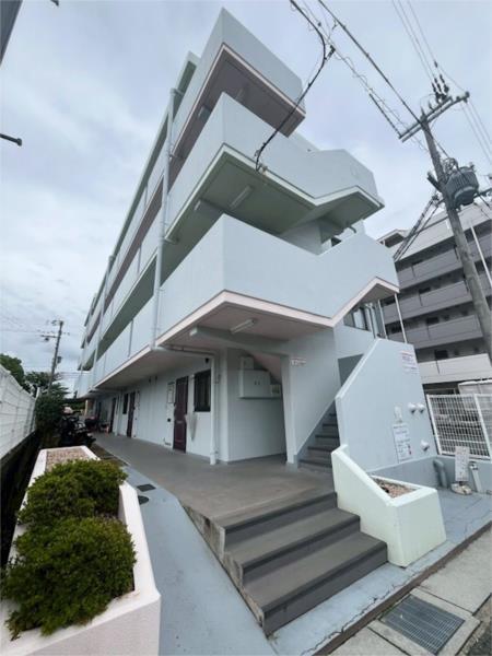 セルサス大道弐番館 エントランス