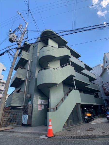 ロイヤルシャトー エントランス