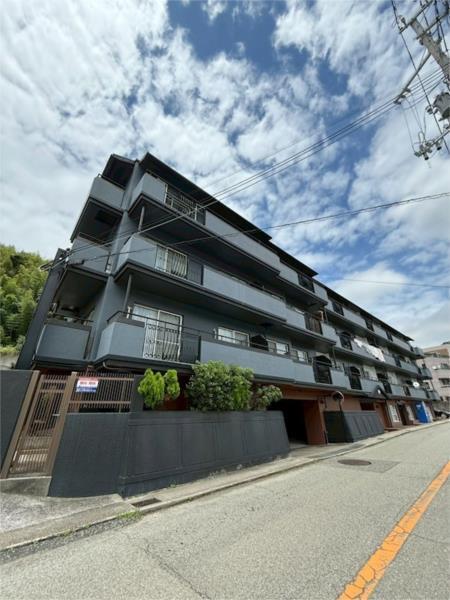 グリーンパレス塩屋 エントランス
