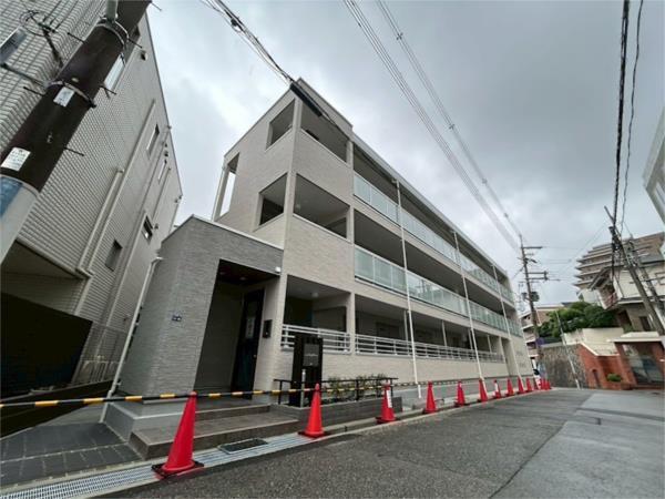 リブリ・中山手 外観