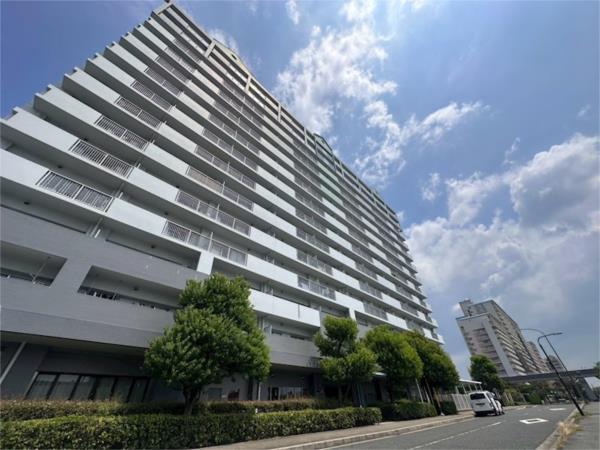 マリンパーク駅より徒歩6分 築28年7ヶ月 14階建の賃貸物件