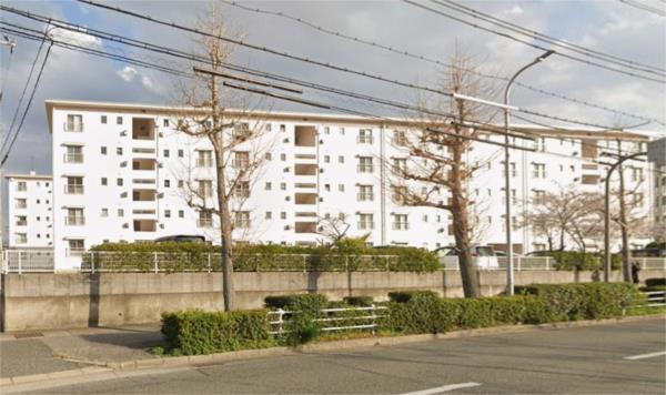 神陵台東住宅54号棟 エントランス