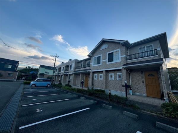 道場南口駅より徒歩4分 築21年6ヶ月 2階建の賃貸物件