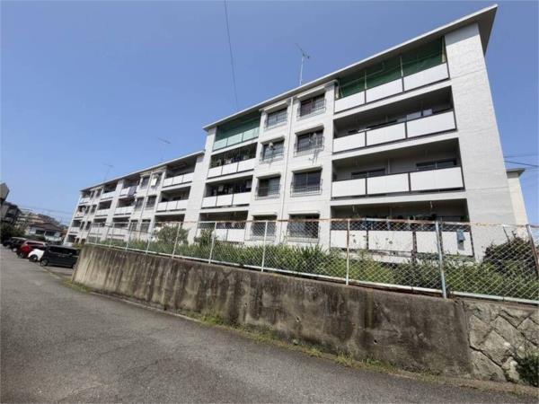 魚住駅より徒歩10分 築56年2ヶ月 4階建の賃貸物件