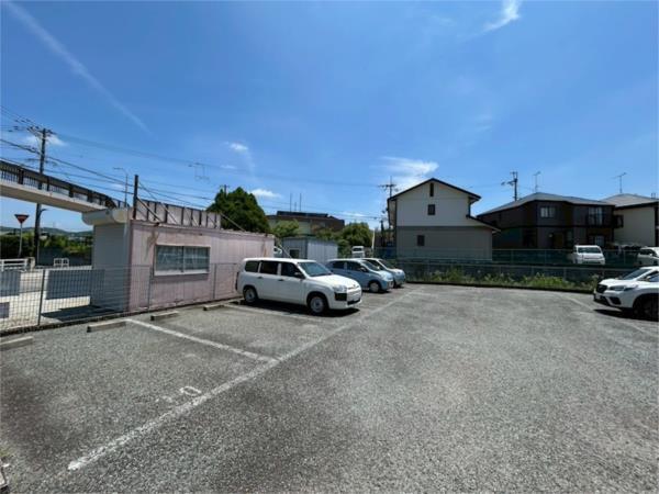 メゾンヴェール中尾I 駐車場