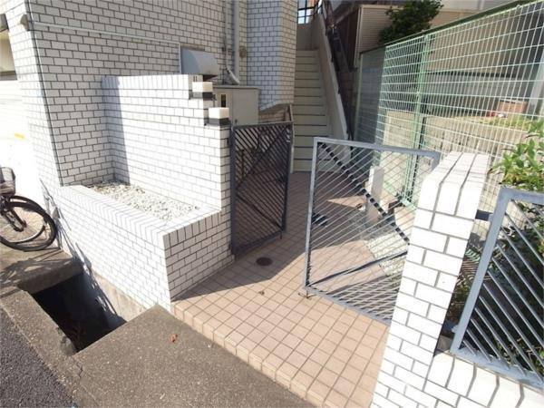 ジョイライフ六甲 エントランス