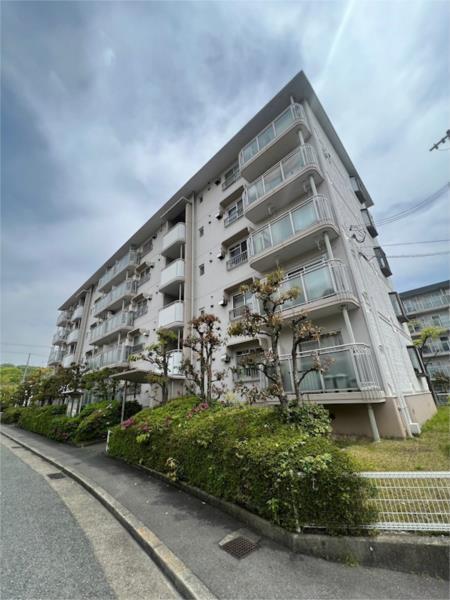 名谷18団地83号棟 外観